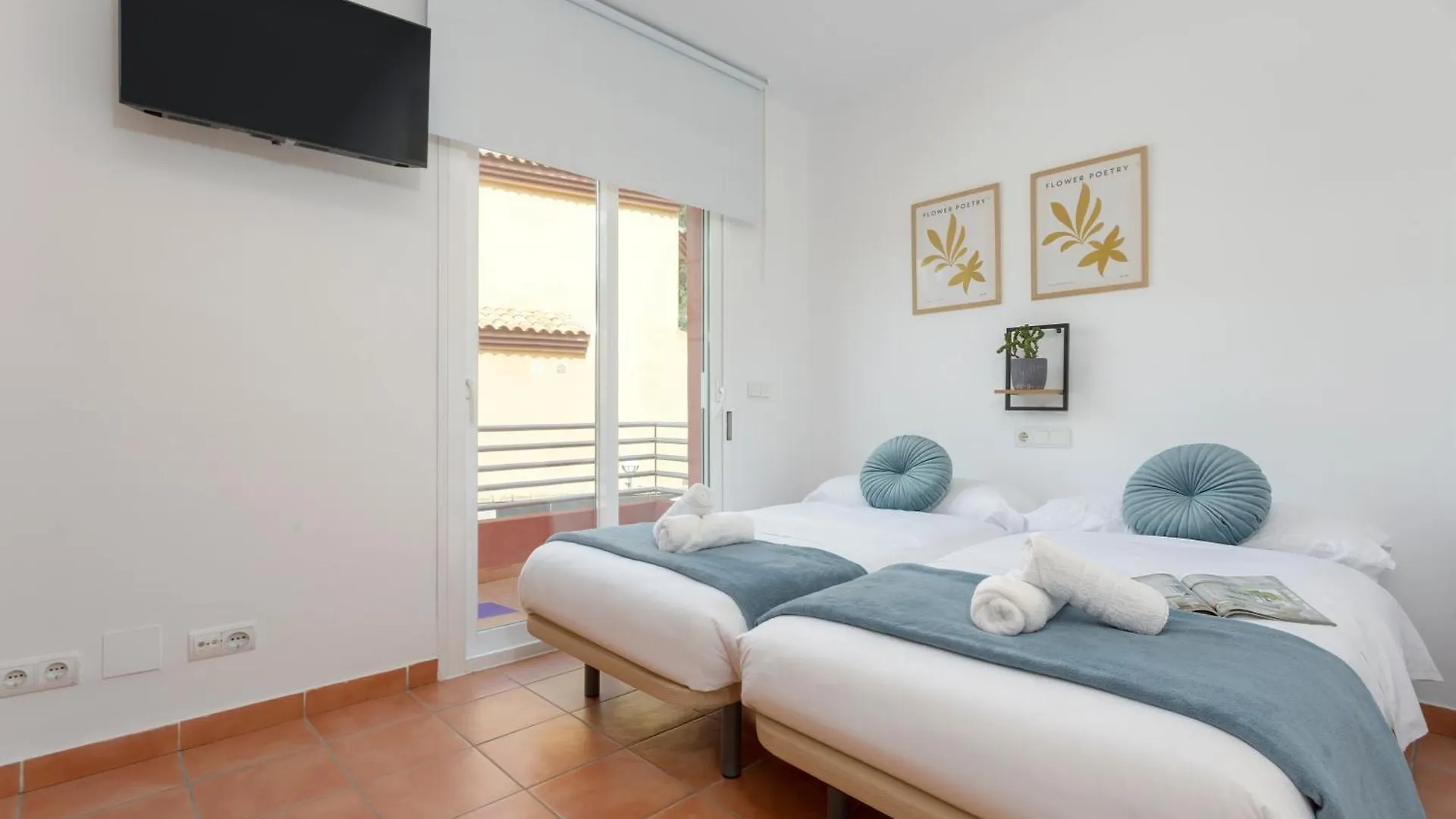Sunstay Chalet La Colina Torremolinos 0*,